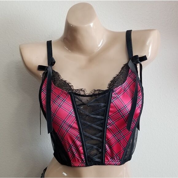 MEDIUM Victoria's Secret Red Bra Set - Picture 3 of 16